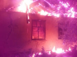 Спасатели Нижнесерогозского района ликвидировали пожар жилого дома