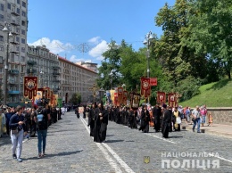 В Киеве начался крестный ход УПЦ МП к годовщине Крещения Руси