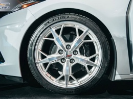 Специально для Chevrolet Corvette С8 шинники Мишлен разработали новые всесезонки