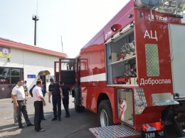 Спасатели Лиманского района получили новую пожарную машину