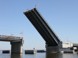 6 августа в Николаеве разведут Ингульский и Варваровский мосты