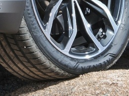 Bridgestone будет поставлять шины линеек Alenza и Blizzak для оснащения новых BMW X5 и X7