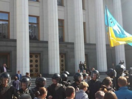 Депутаты получат небывалые зарплаты, украинцы забили тревогу: "Нужно протестовать"