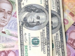 Экономисты объяснили, почему внезапно "обвалился" курс доллара