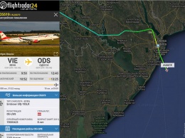 Из-за сильного ливня самолет из Вены не смог приземлиться в Одессе (обновлено)