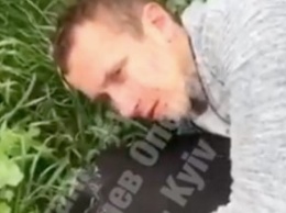 "Сорвался": Юрий Бродский под воздействием наркотиков громил машины и валялся на траве
