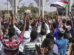 Суданские военные и оппозиция подписали декларацию для формирования переходного правительства