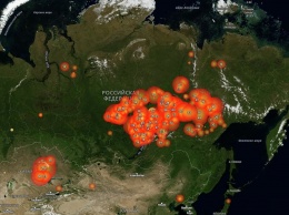 Сибирь продолжает гореть: в зоне задымления - почти 200 населенных пунктов, против пожаров шаманы проводят обряды с жертвоприношением