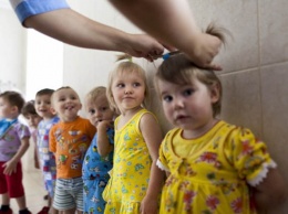 Четверть детей в России живут за чертой бедности