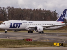 LOT начал большую распродажу авиабилетов из городов Украины в Европу, Азию и Америку