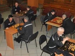 Российские заключенные победили на международном турнире по шахматам