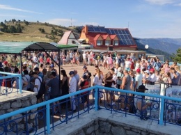 ''Устроили ад!'' Туристы в Крыму пожаловались на оккупантов