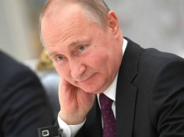 Путин оскандалился выходкой с ребенком, в сеть слили видео: «Тьфу, тошно смотреть»