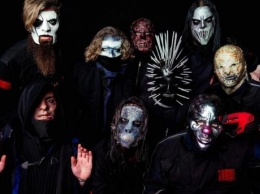 Slipknot выпустил новый альбом, который уже возглавил рейтинги ведущих обозревателей