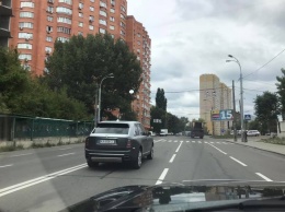 Самый роскошный внедорожник замечен на дорогах Украины