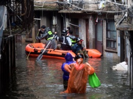 Непогода в Азии унесла жизни нескольких сотен людей