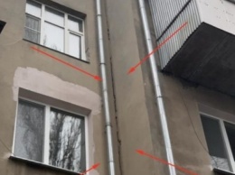 В Одессе рушится многоэтажка