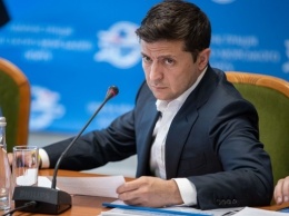 Зеленский уволил 19 глав райадминистраций