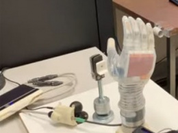 Американские инженеры создали автоматическую руку-протез с искусственным интеллектом