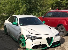 В Украине разбили редчайшую заряженную Alfa Romeo