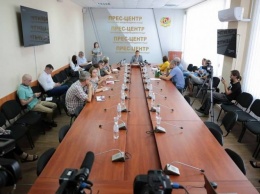 Комарницкий инициирует проверки в Луганской ОГА