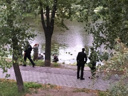 В Киеве в водоеме обнаружили расчлененное тело женщины: что об этом известно
