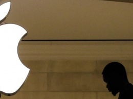 Apple подает в суд на стартап за создание программного клона iPhone