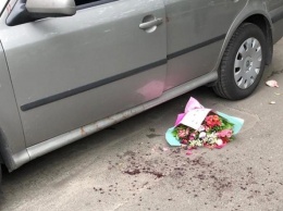 Десятки ножевых ранений - киевлянин с ножом в руках попытался вернуть жену, бросившую его с ребенком (фото, видео)