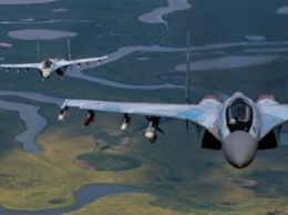 Российские Су-35 прогнали турецкие F-16 из Сирии