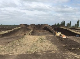 В Кировоградской области во время ремонта дороги на Николаев раскопали курган эпохи бронзы