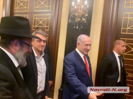 Бизнесмен Алексей Пелипас и раввин Николаева Шалом Готтлиб встретились с премьером Израиля