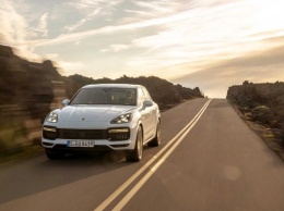 Porsche Cayenne Turbo S E-Hybrid устанавливает рекорд скорости