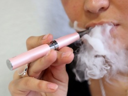 В Украине растет число курильщиков электронных сигарет среди детей и подростков, - Forbes