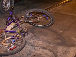 В Днепре на улице Пастера Daewoo Lanos сбил велосипедиста
