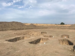 В Крыму оккупанты проводят раскопки на территории старого мусульманского захоронения