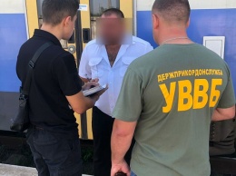Проводник поезда Кишинев - Одесса попался на взятке пограничнику