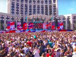 Число участников митинг-концерта на Сахарова достигло 100 тысяч человек