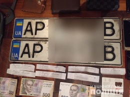 В Запорожье задержали злоумышленника, которого подозревают в краже 150 номерных знаков