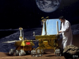 Китайские ученые восстановили связь с зондом и луноходом, которые находятся на обратной стороне Луны
