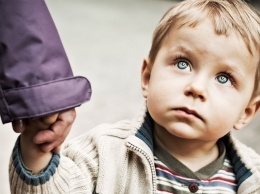 В Запорожье с детской площадки пытались похитить ребенка (видео)