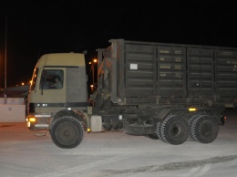 Турция отправляет военную колонну к границе с Сирией