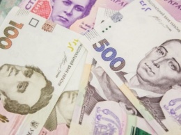 За три года средняя зарплата в Украине выросла вдвое