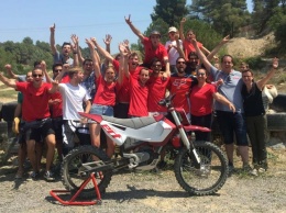 Студенты из Барселоны создали электрический мотоцикл