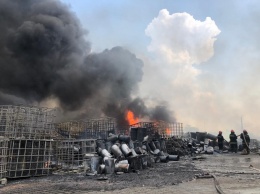 Масштабный пожар на складах вблизи Львова локализовали