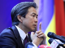 Посол Китая назвал клеветой заявление Болтона о "краже технологий"