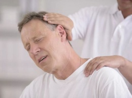 6 нарушений в организме, о которых сигналит боль в шее