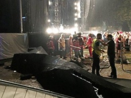 В Германии во время концерта обрушилась часть сцены, есть пострадавшие