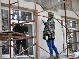 Руководителей одного из коммунальных предприятий Киева подозревают в растрате более 1,2 млн гривен на ремонте школы