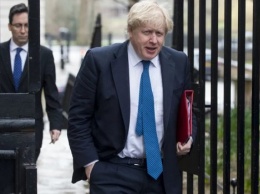 Борис Джонсон лишился большинства в британском парламенте
