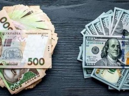 Украинцев ждет рекордный курс доллара: прогноз на сентябрь